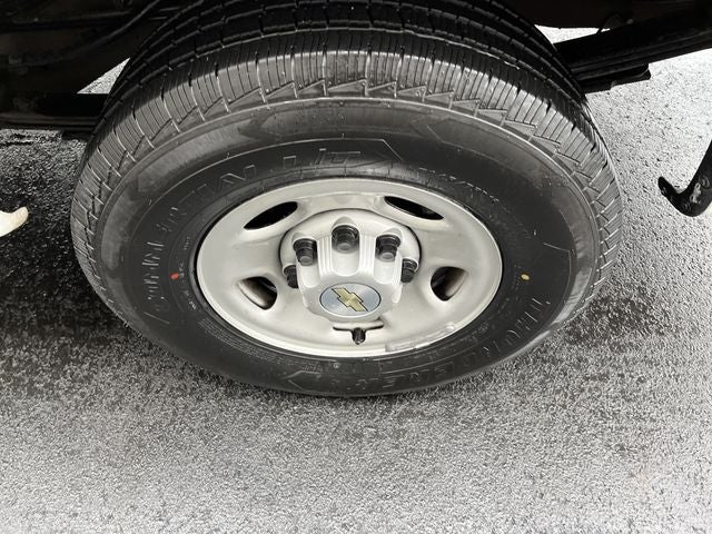 2023 Chevrolet Express 2500 Work Van Cargo