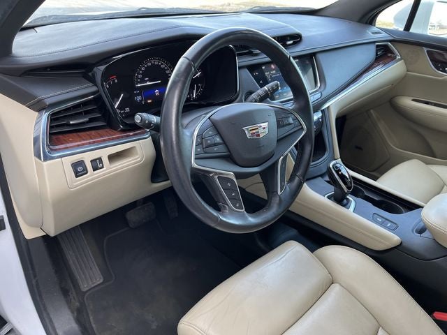 2017 Cadillac XT5 Premium Luxury FWD