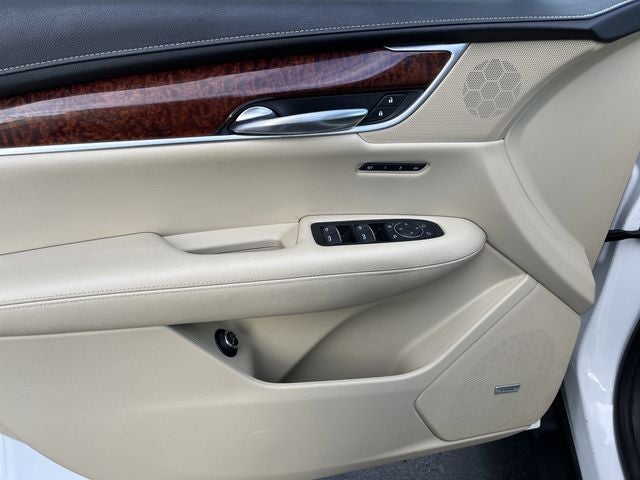 2017 Cadillac XT5 Premium Luxury FWD