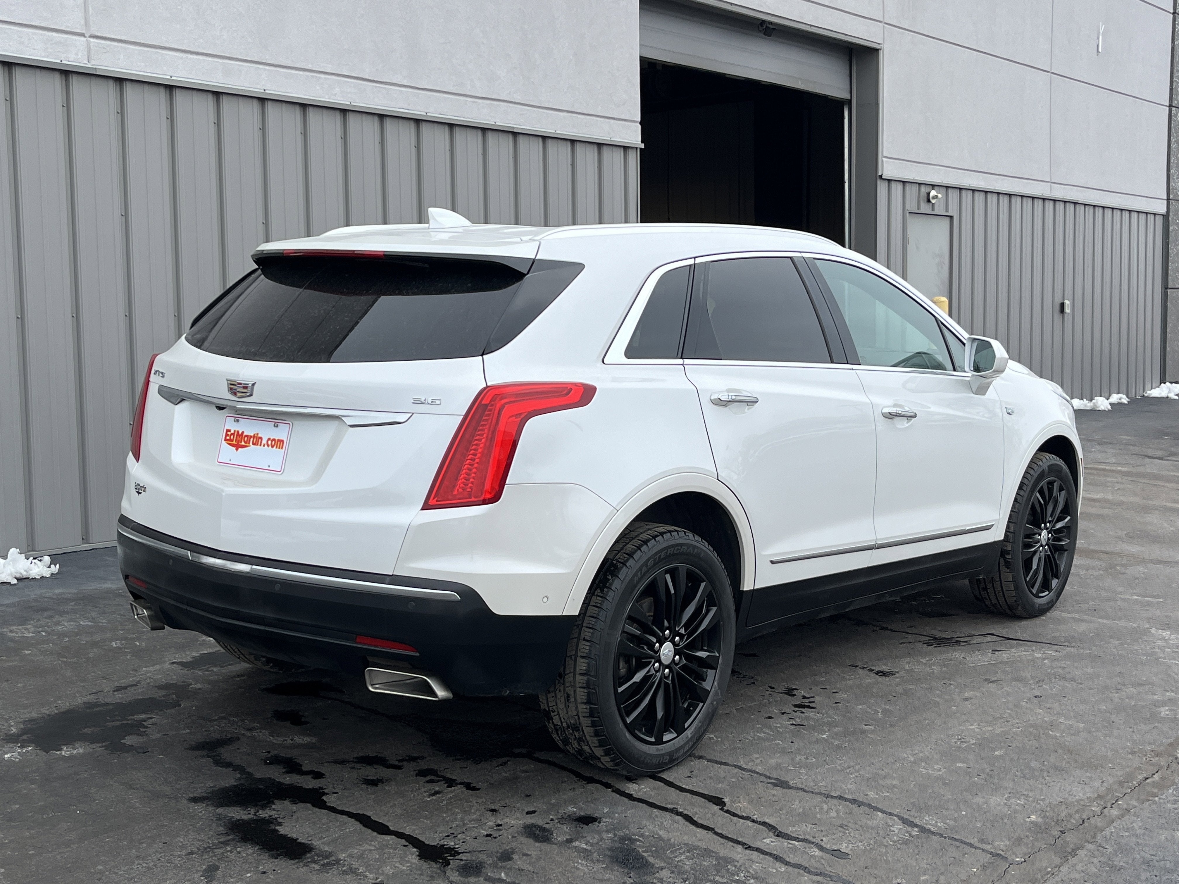 2017 Cadillac XT5 Premium Luxury FWD