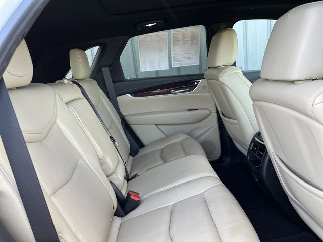 2017 Cadillac XT5 Premium Luxury FWD