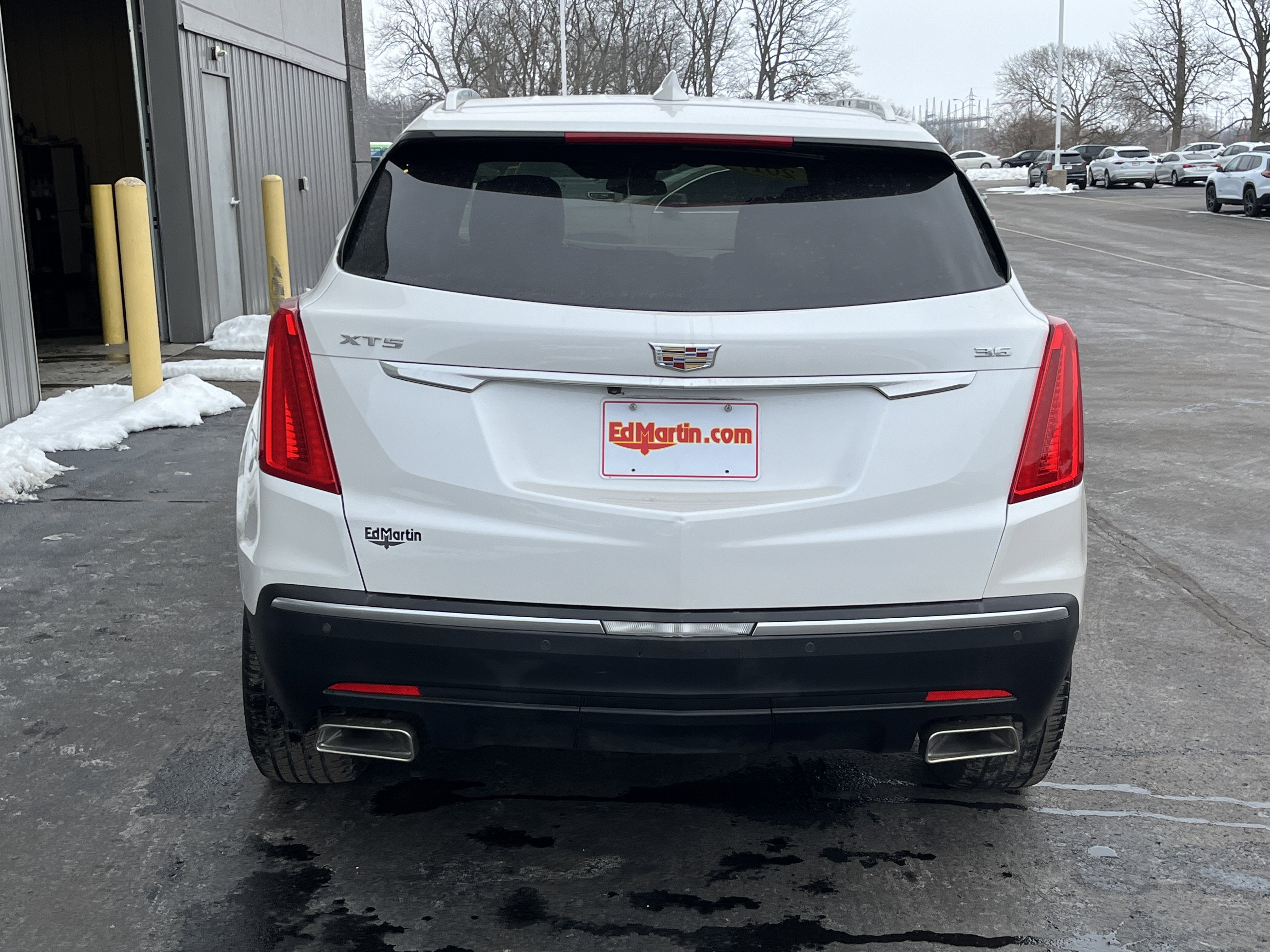 2017 Cadillac XT5 Premium Luxury FWD