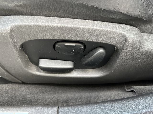 2012 Lincoln MKS Base