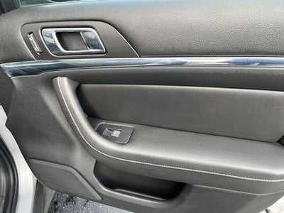 2012 Lincoln MKS Base