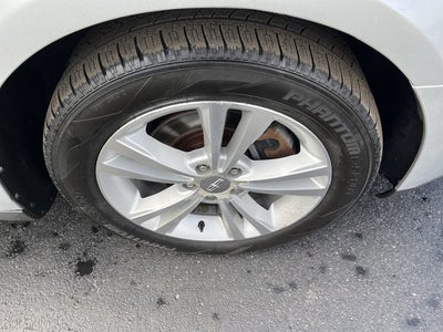 2012 Lincoln MKS Base