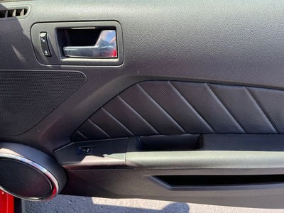 2012 Ford Mustang V6 Premium