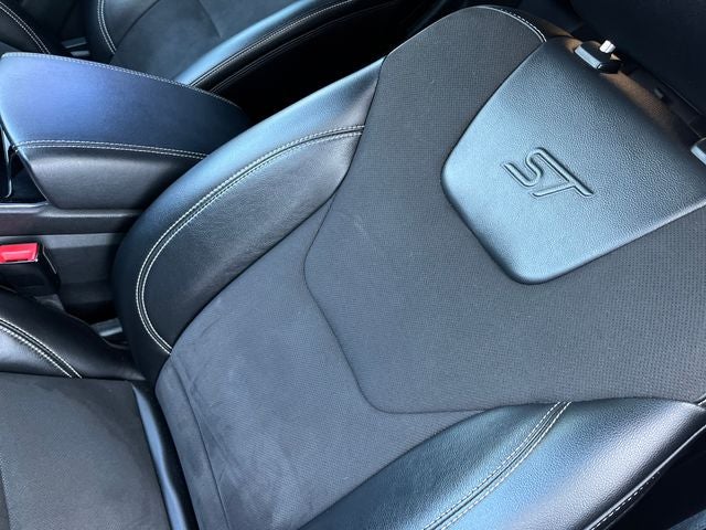 2020 Ford Edge ST