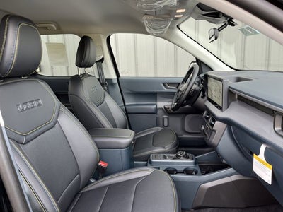 2025 Ford Maverick Lobo Standard