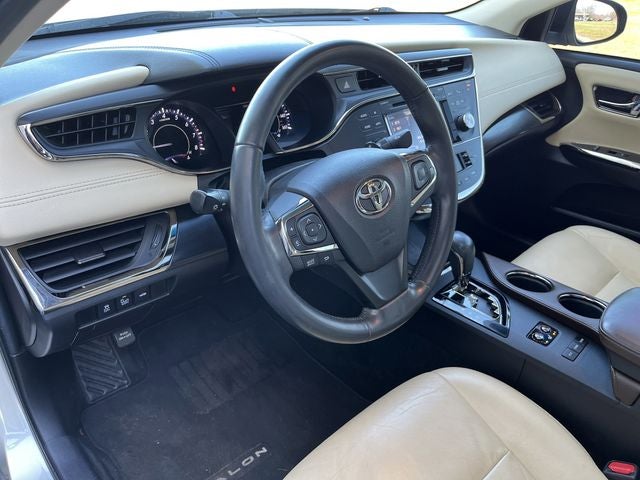 2016 Toyota Avalon Touring