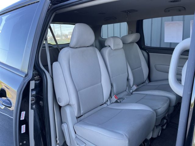 2019 Kia Sedona LX