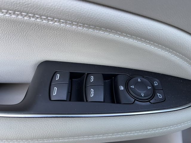 2019 Buick Regal Essence