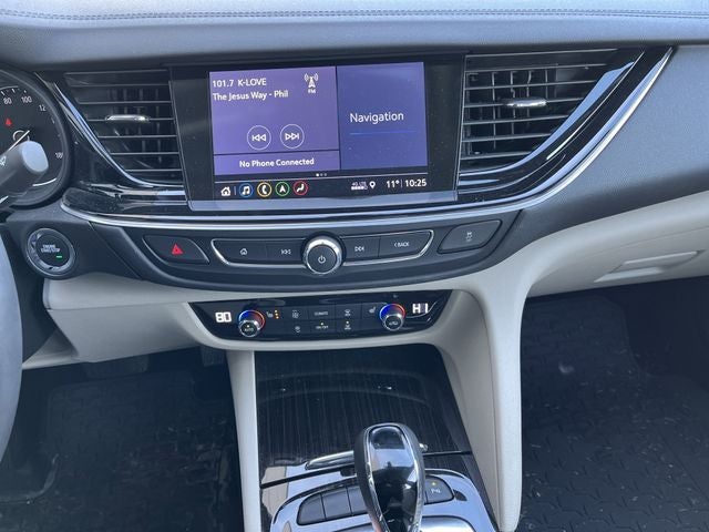 2019 Buick Regal Essence