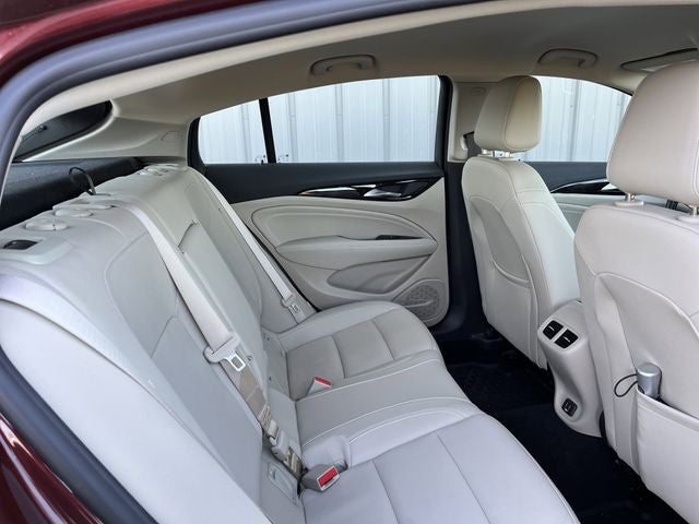 2019 Buick Regal Essence
