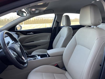 2019 Buick Regal Essence