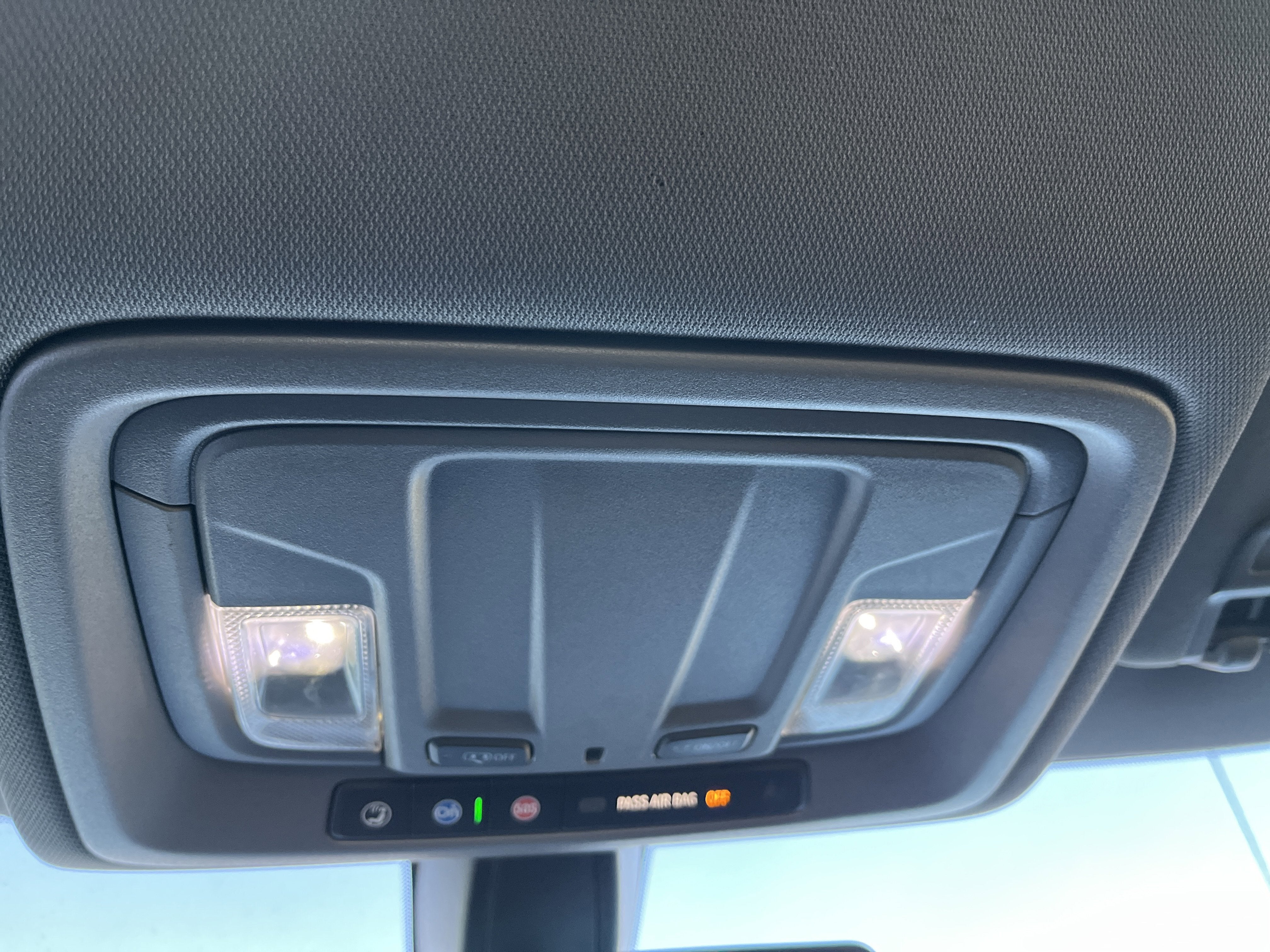 2022 Chevrolet Silverado 1500 LTD LT (2FL)