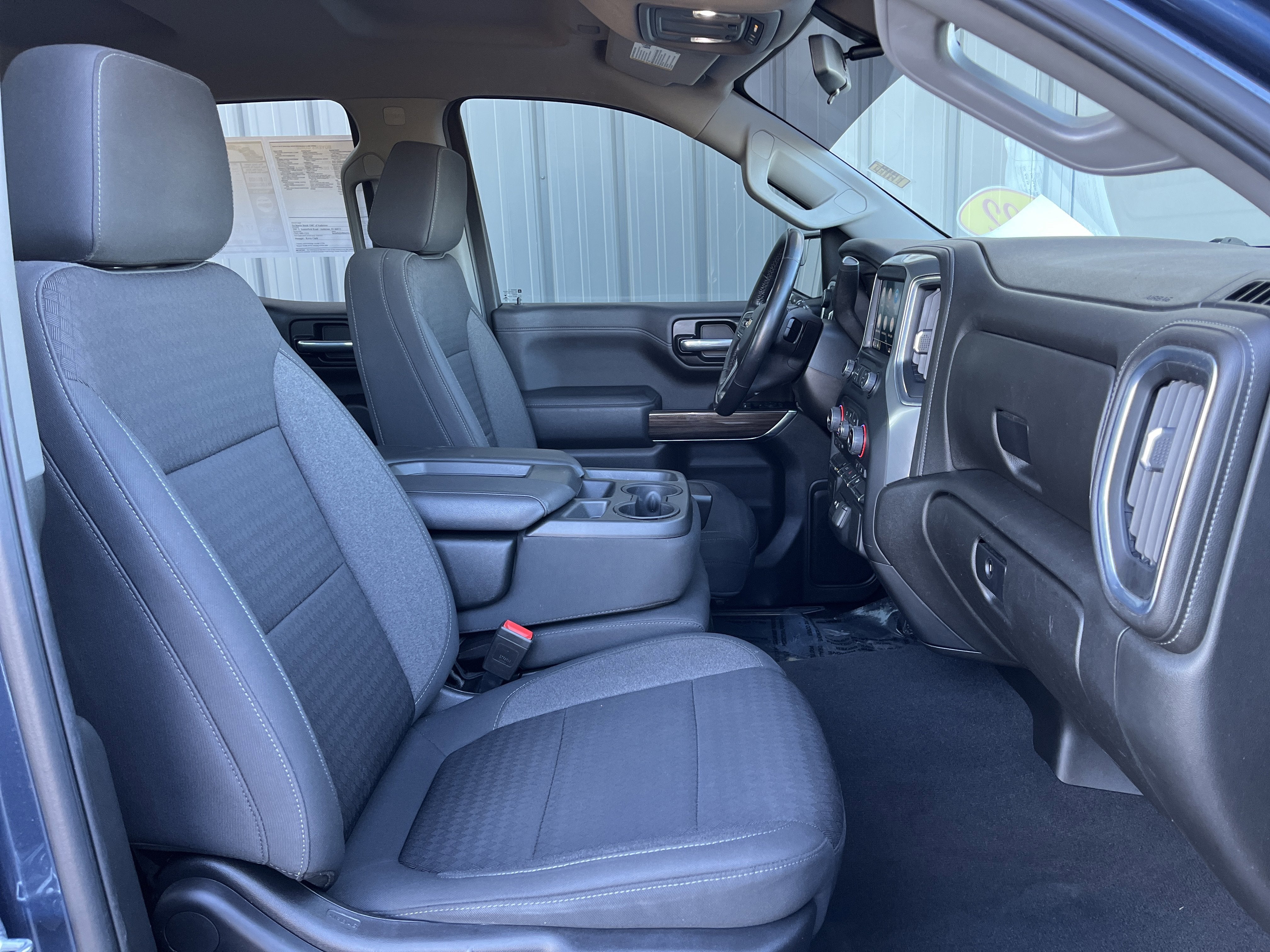 2022 Chevrolet Silverado 1500 LTD LT (2FL)