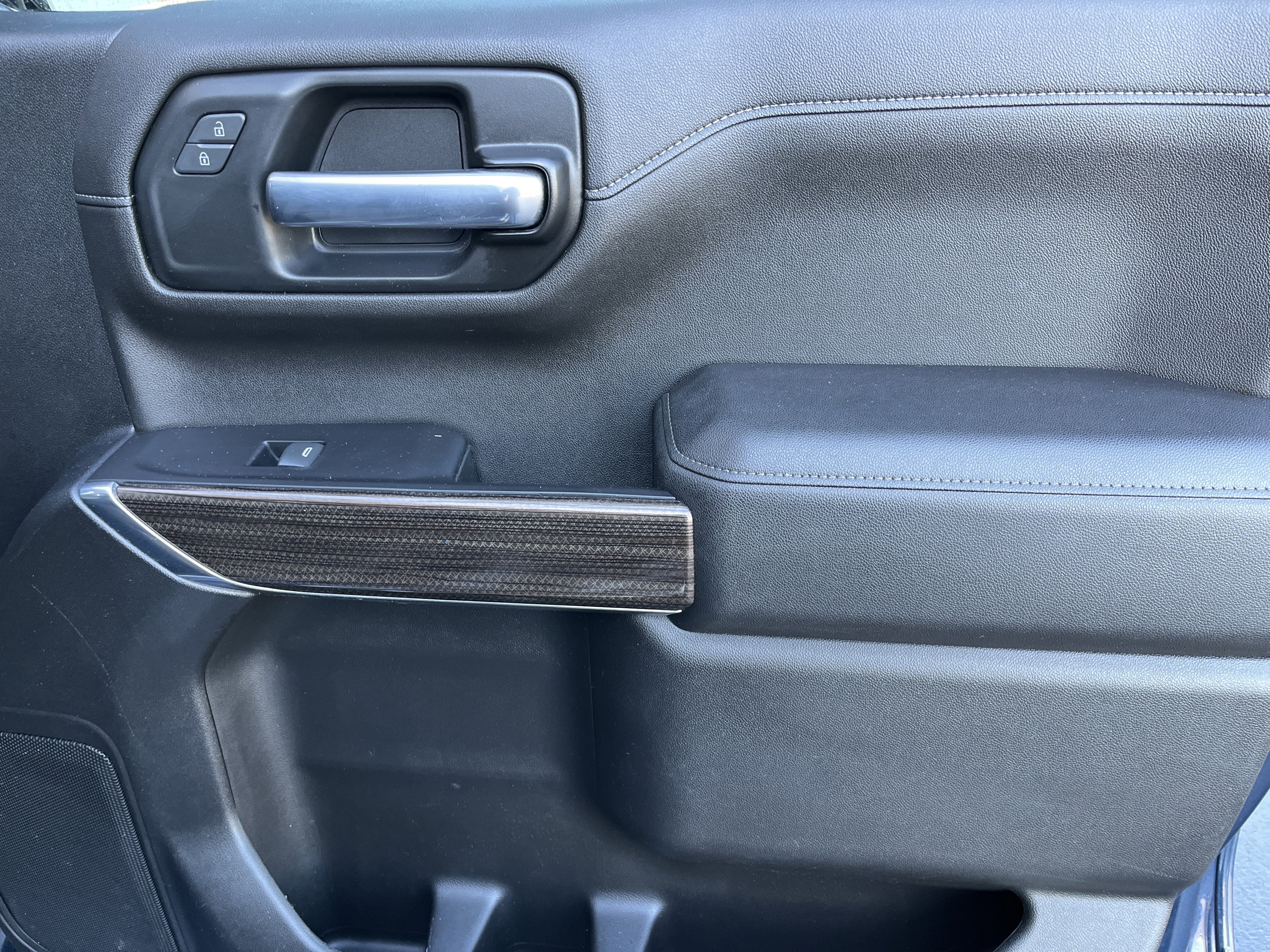 2022 Chevrolet Silverado 1500 LTD LT (2FL)