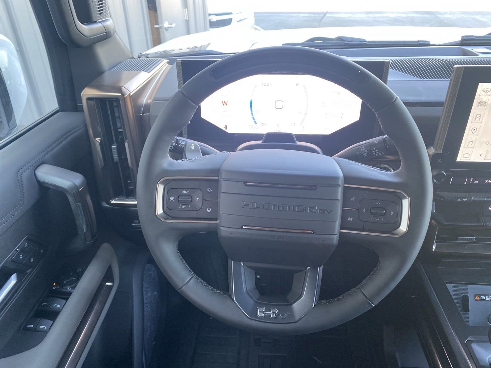 2025 GMC HUMMER EV SUV 2X