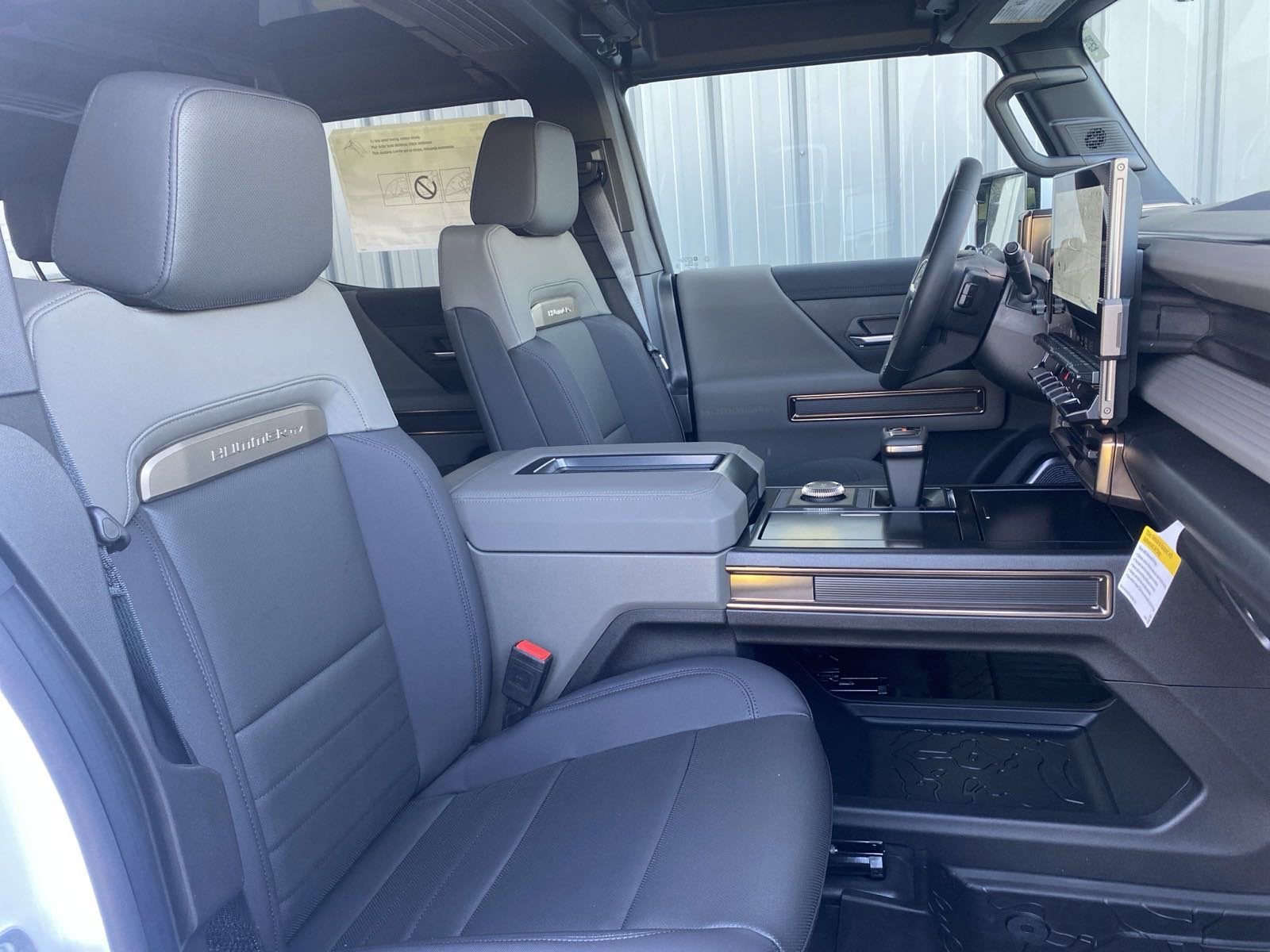 2025 GMC HUMMER EV SUV 2X