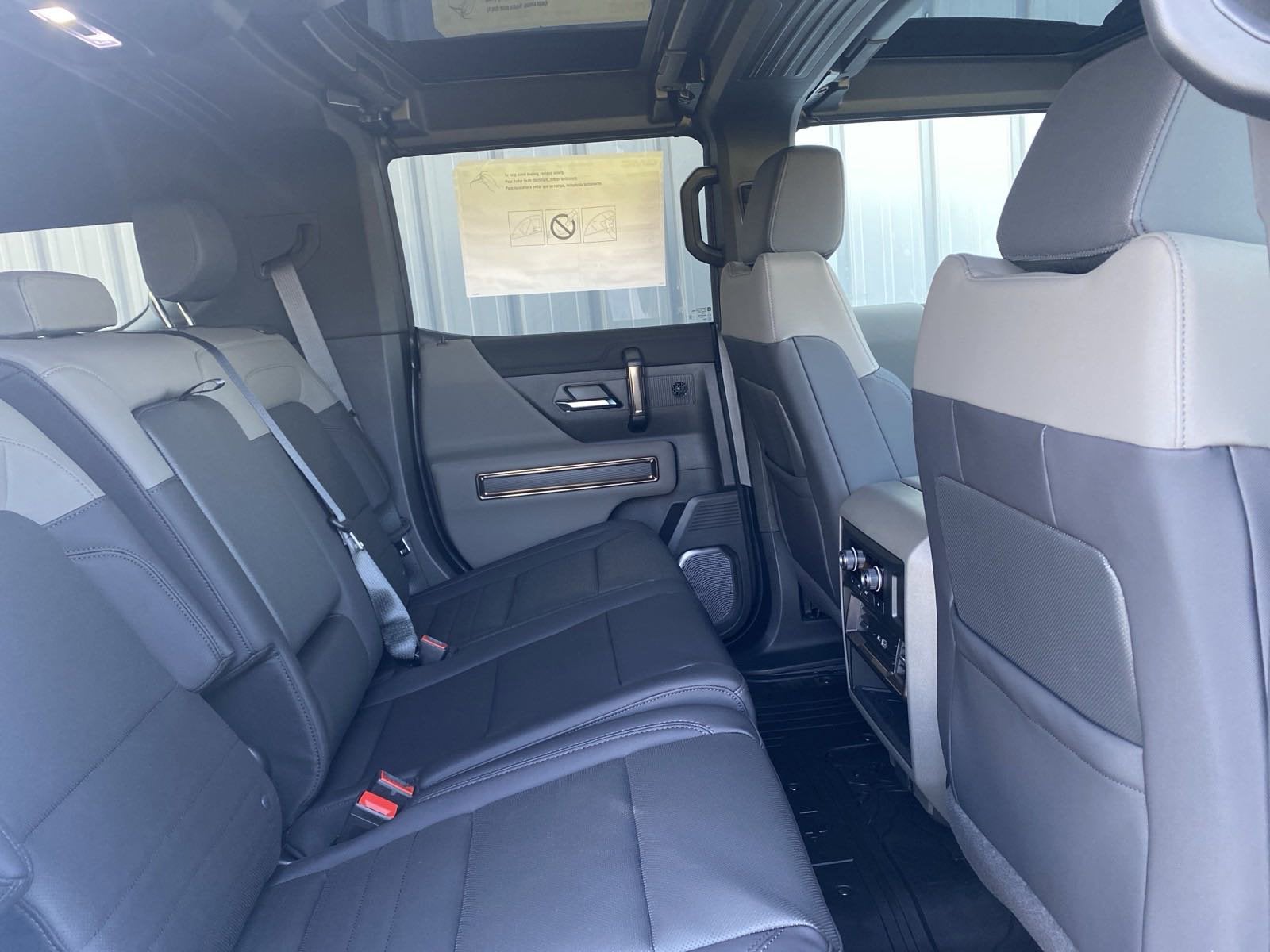 2025 GMC HUMMER EV SUV 2X