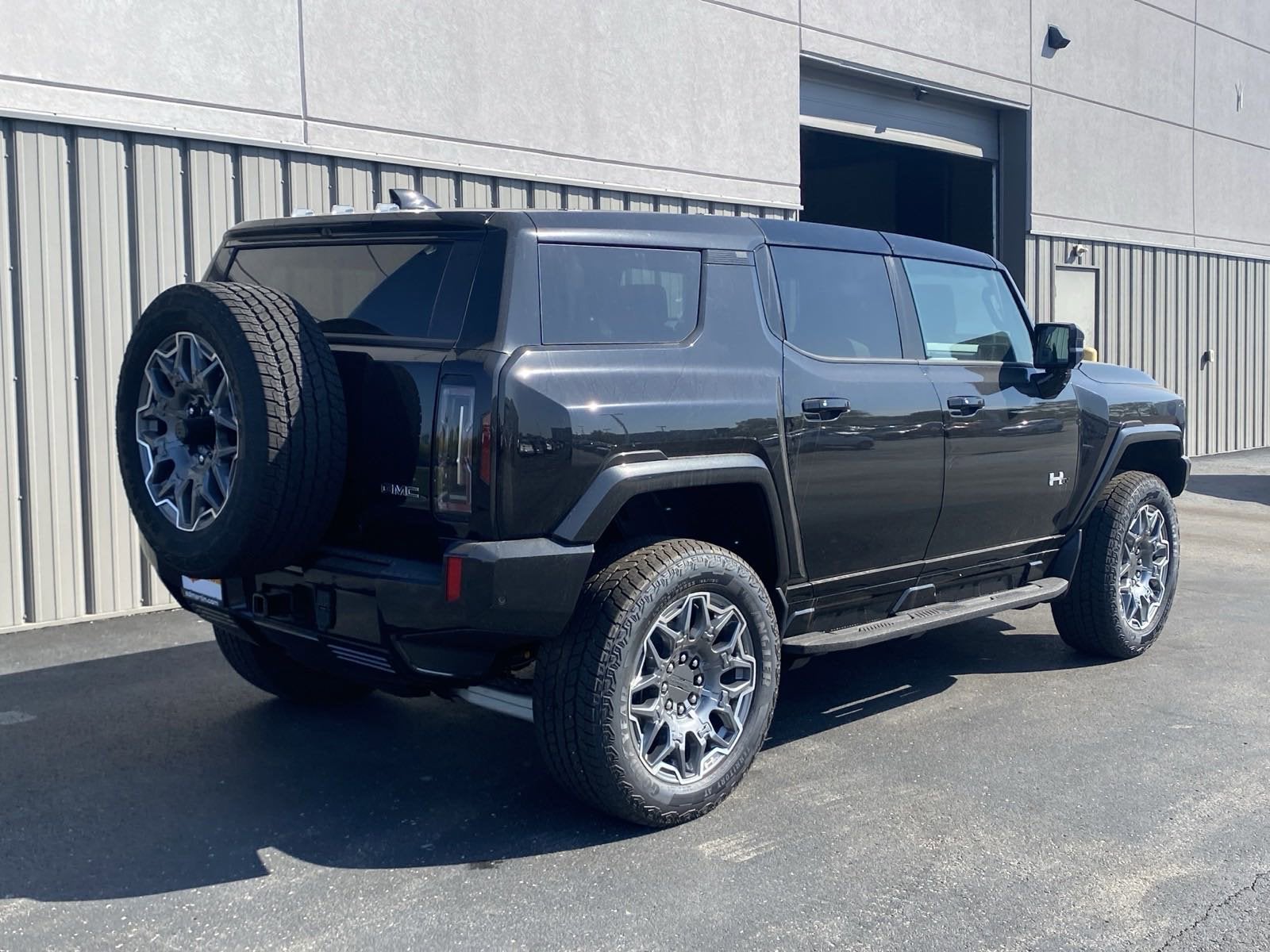2025 GMC HUMMER EV SUV 3X