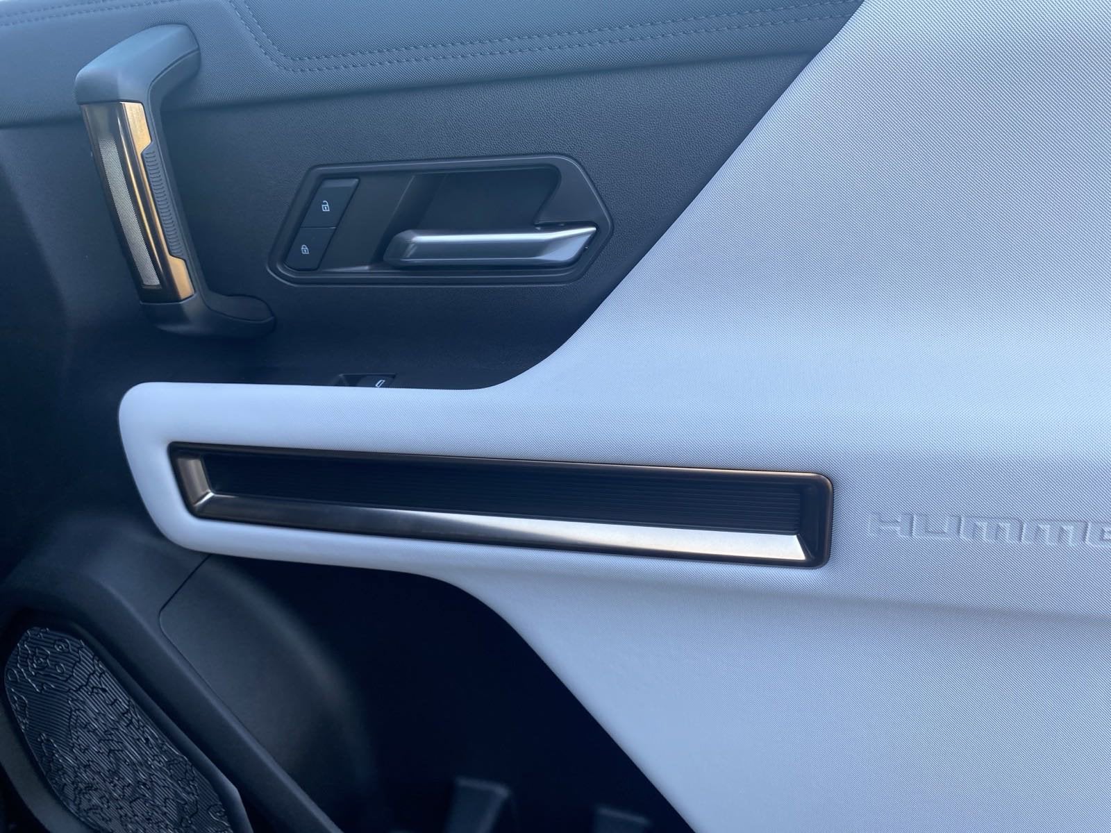 2025 GMC HUMMER EV SUV 3X