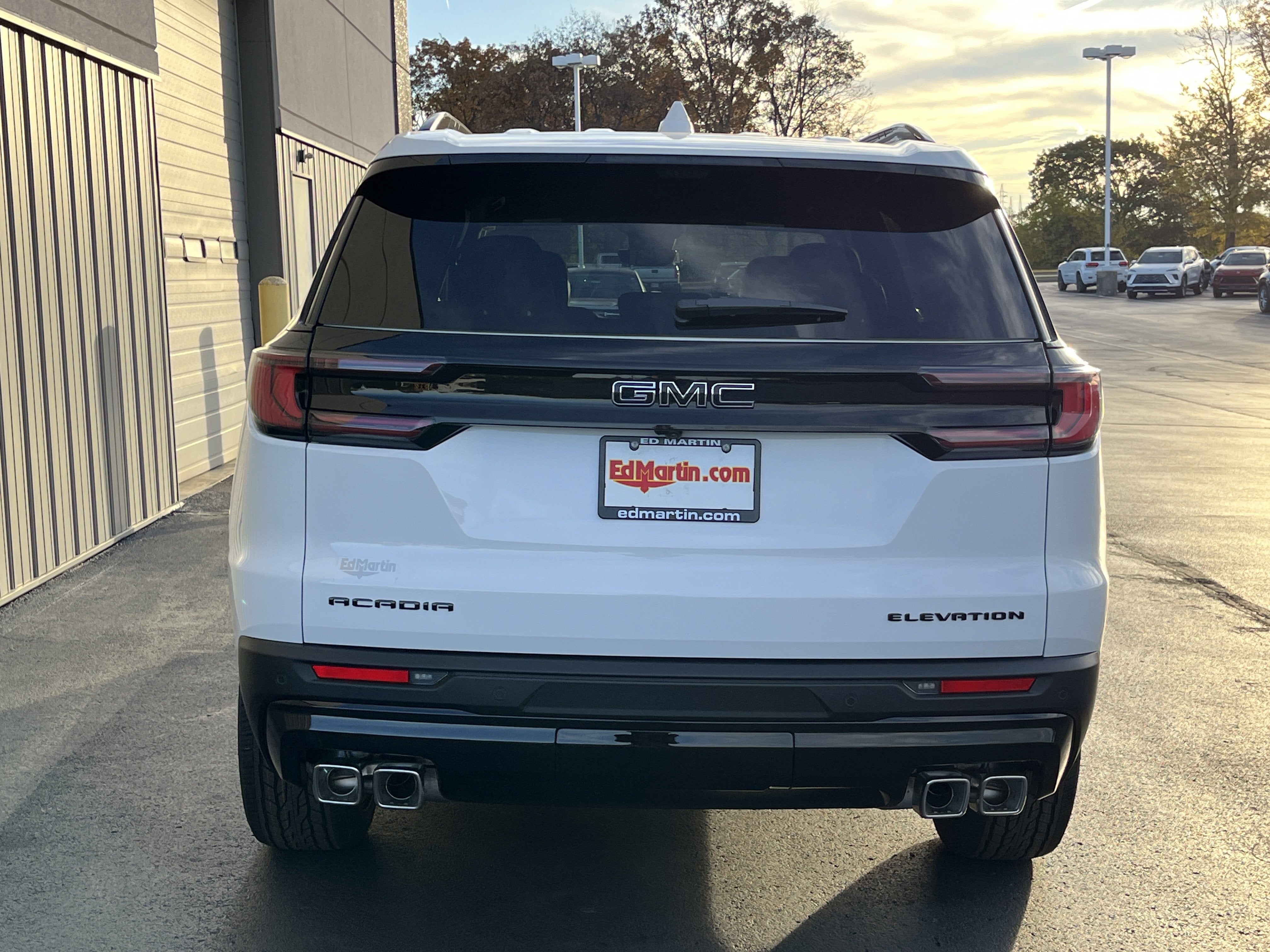 2026 GMC Acadia Elevation