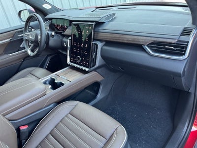 2027 GMC Acadia Denali Ultimate