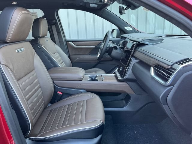 2027 GMC Acadia Denali Ultimate