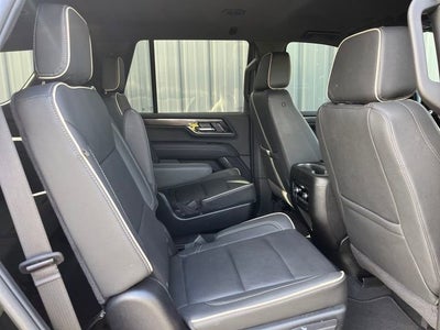 2025 GMC Yukon Elevation
