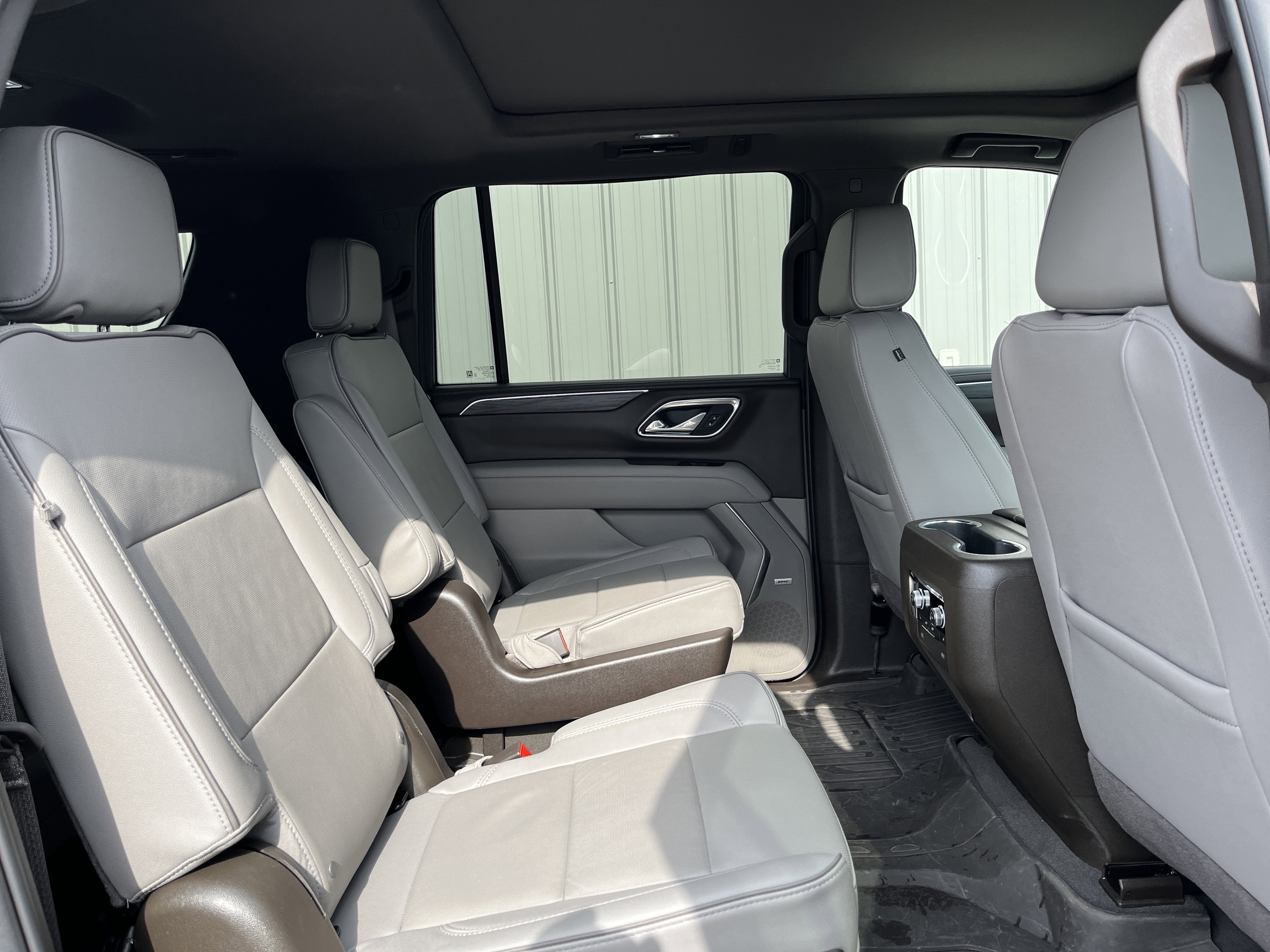 2024 GMC Yukon XL SLT