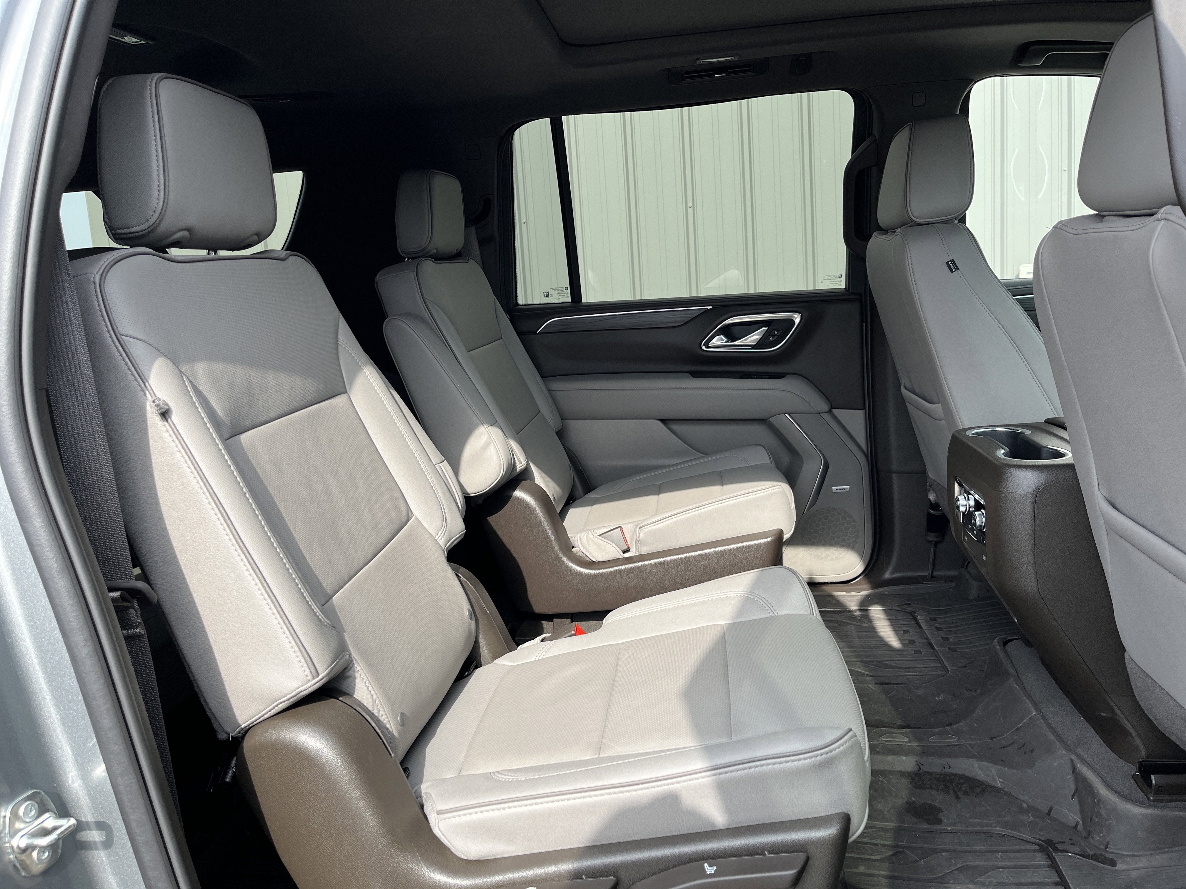 2024 GMC Yukon XL SLT