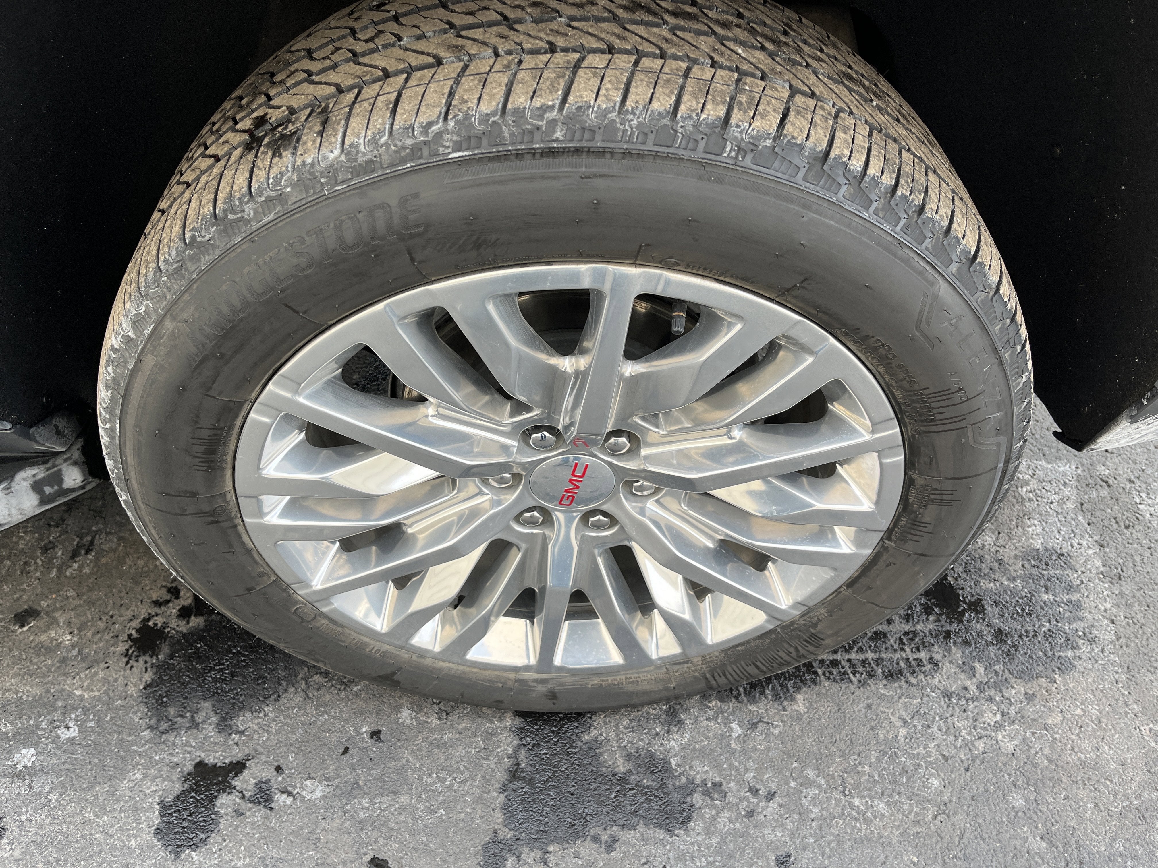 2024 GMC Yukon XL SLT