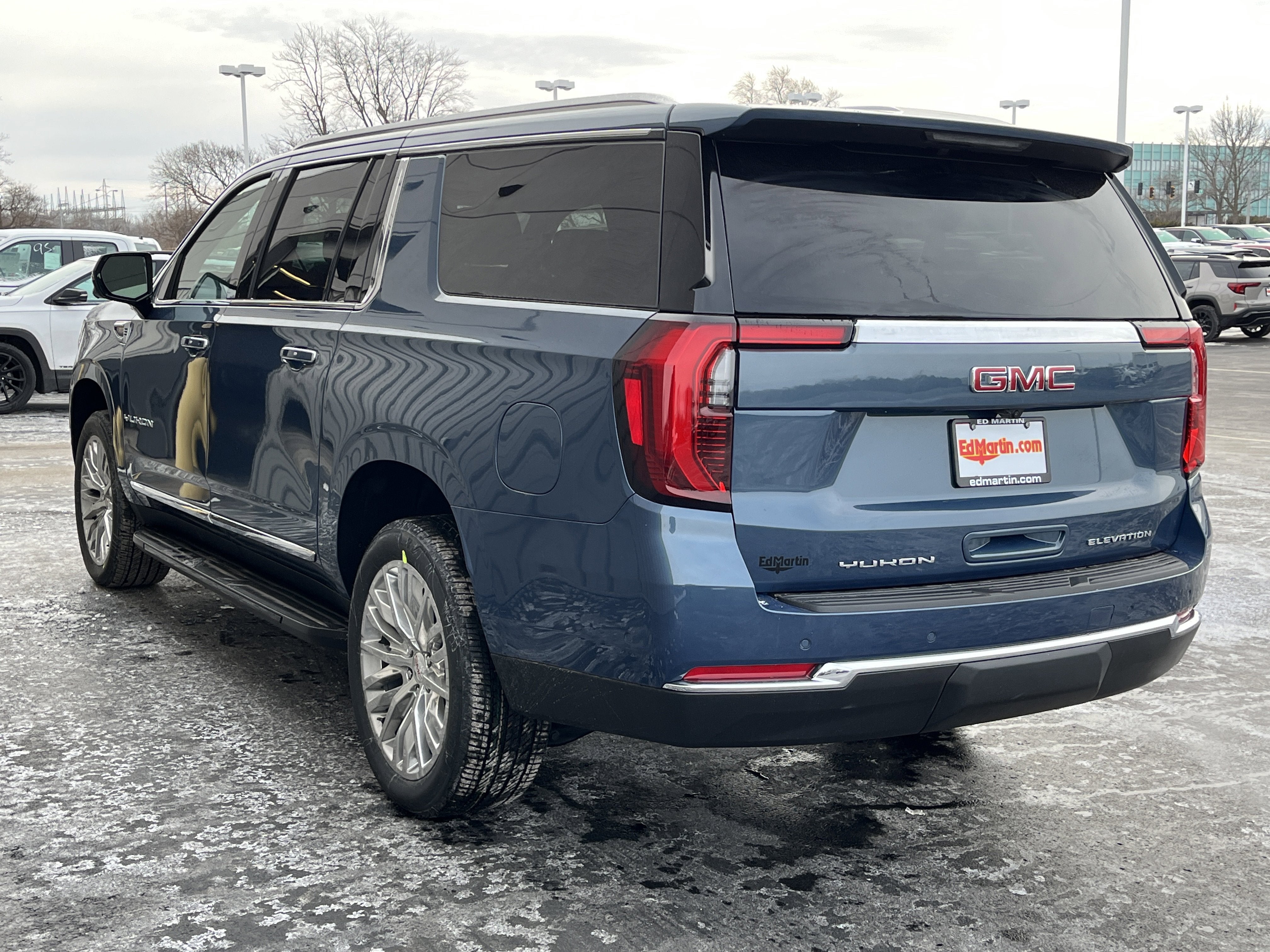 2026 GMC Yukon XL Elevation
