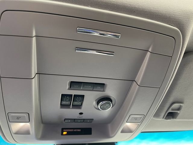 2018 GMC Yukon XL SLT Standard Edition