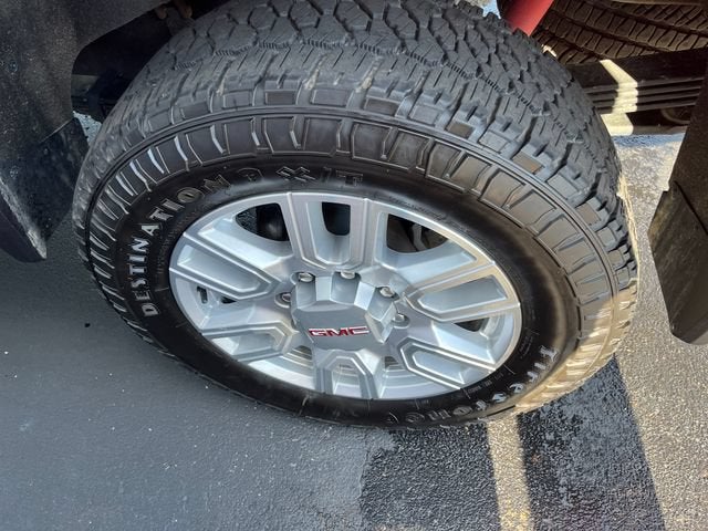 2023 GMC Sierra 2500 HD SLT