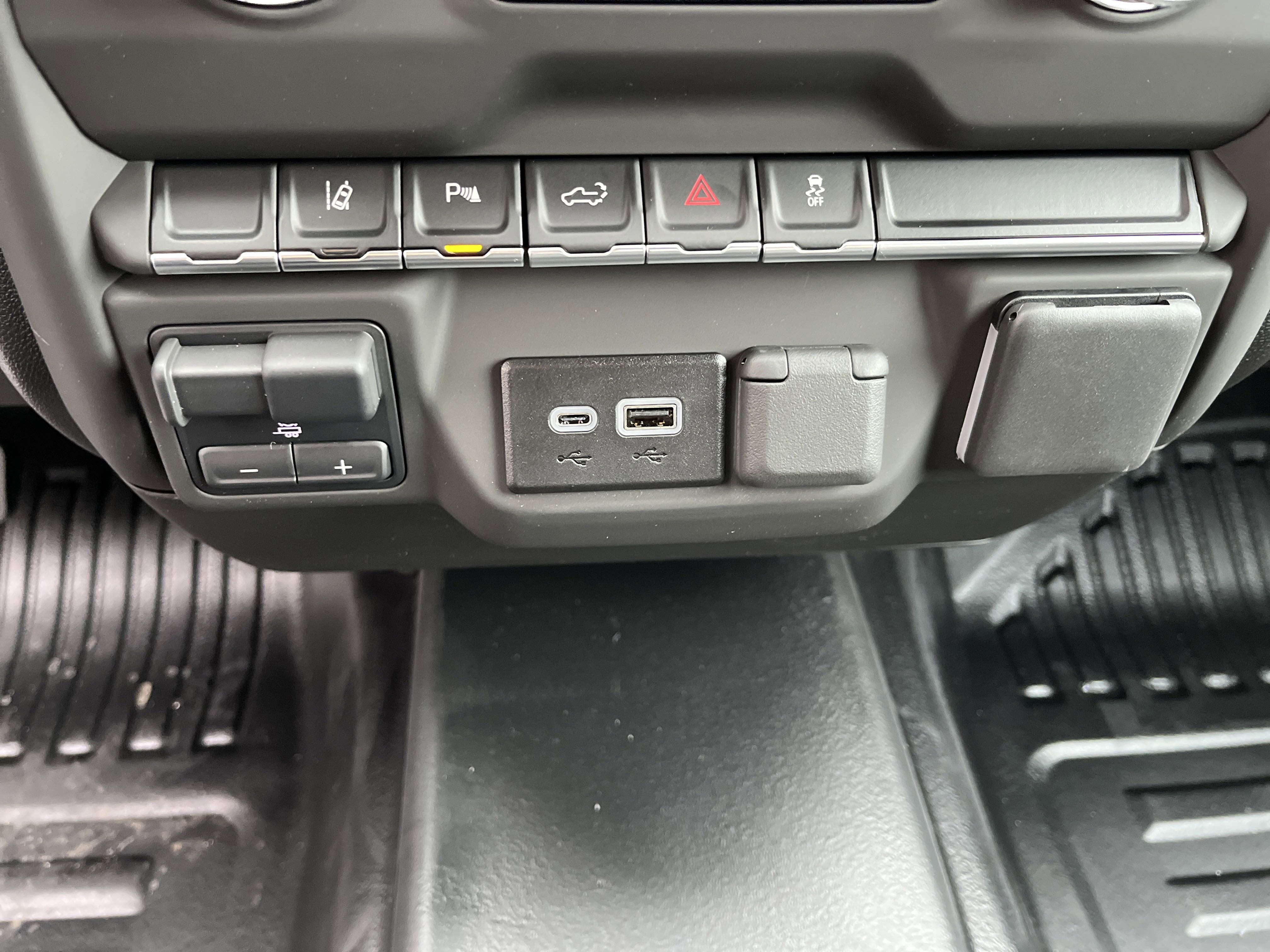 2025 GMC Sierra 2500 HD Pro