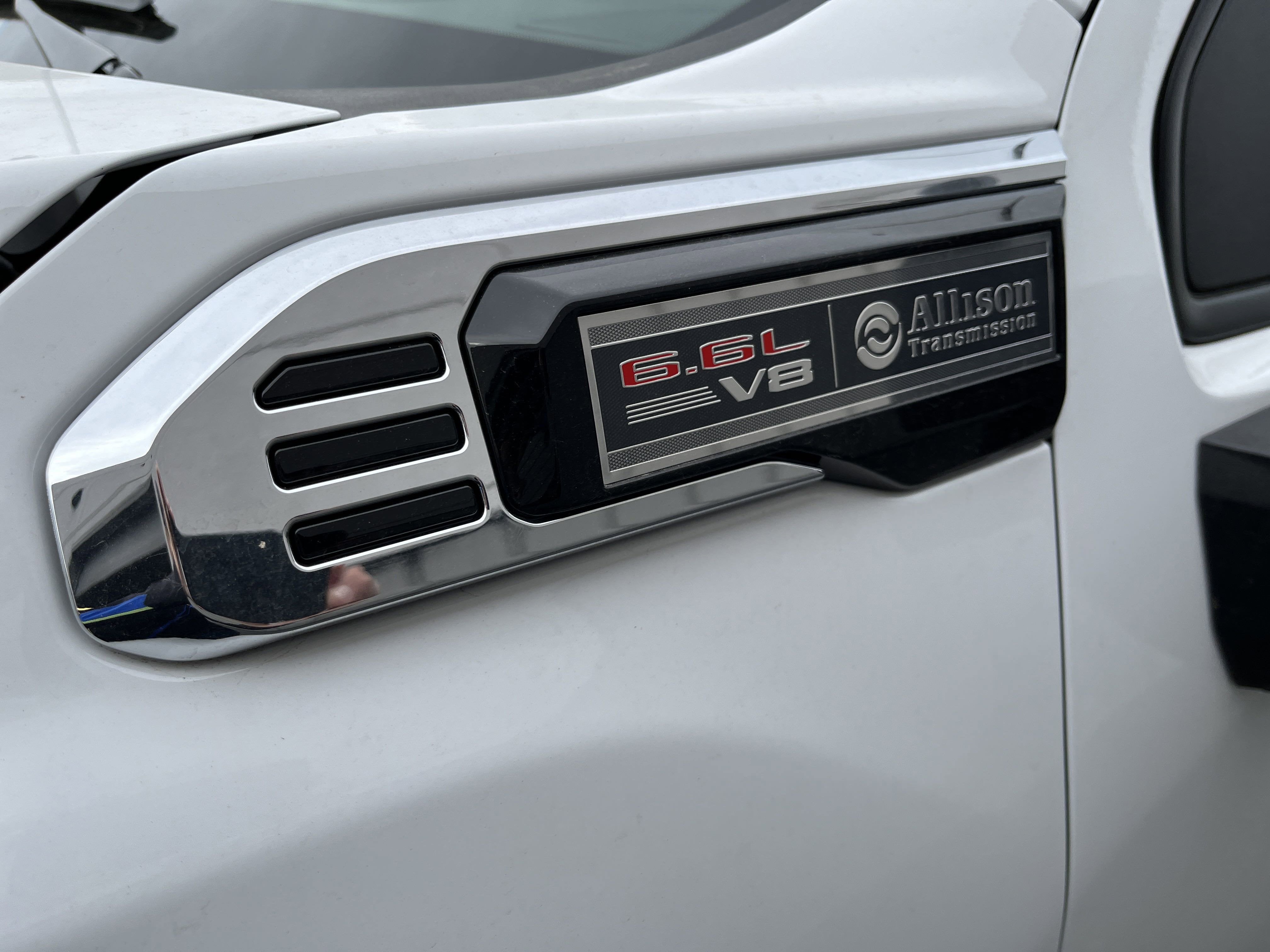 2025 GMC Sierra 2500 HD Pro