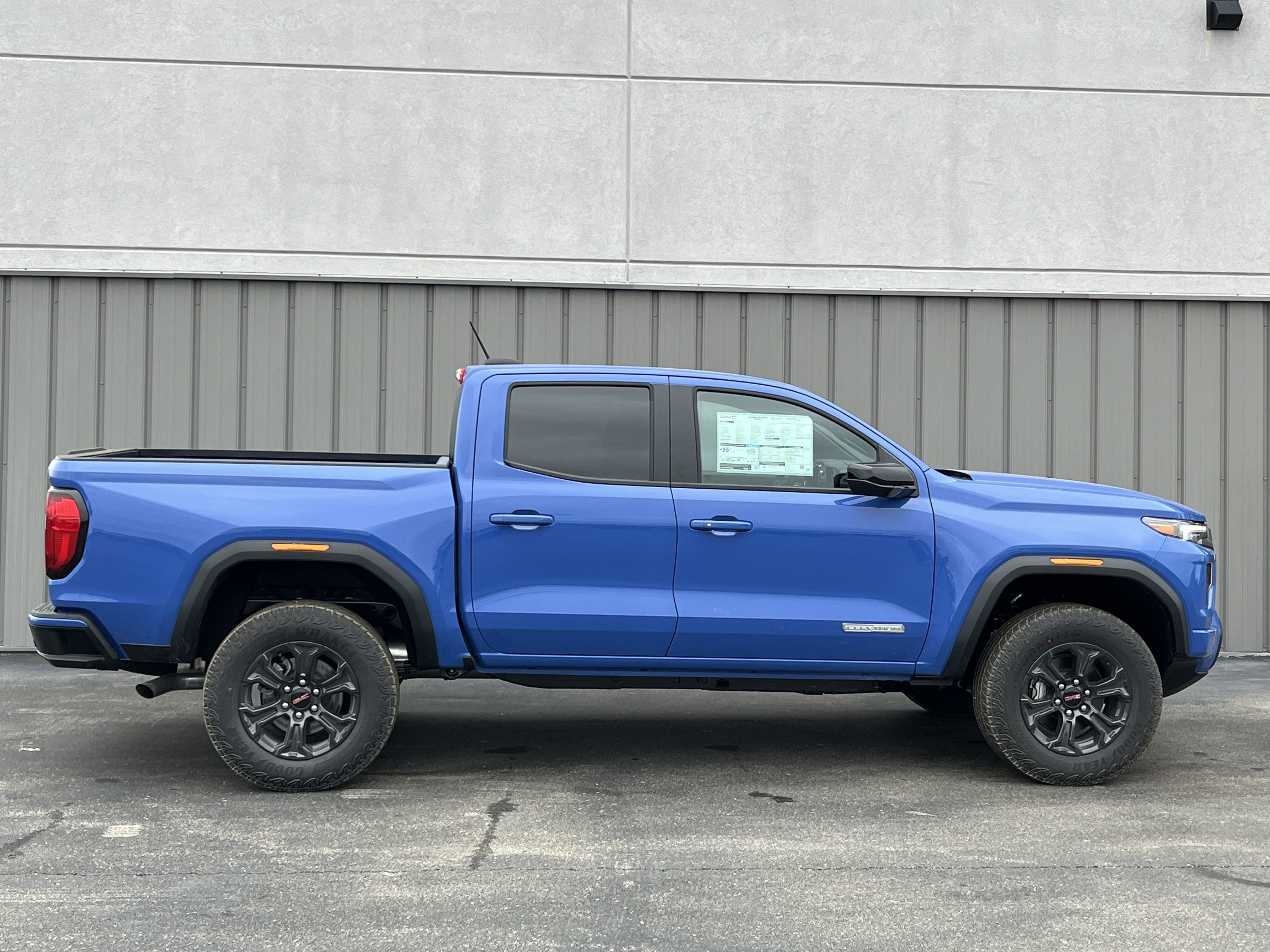 2025 GMC Canyon Elevation