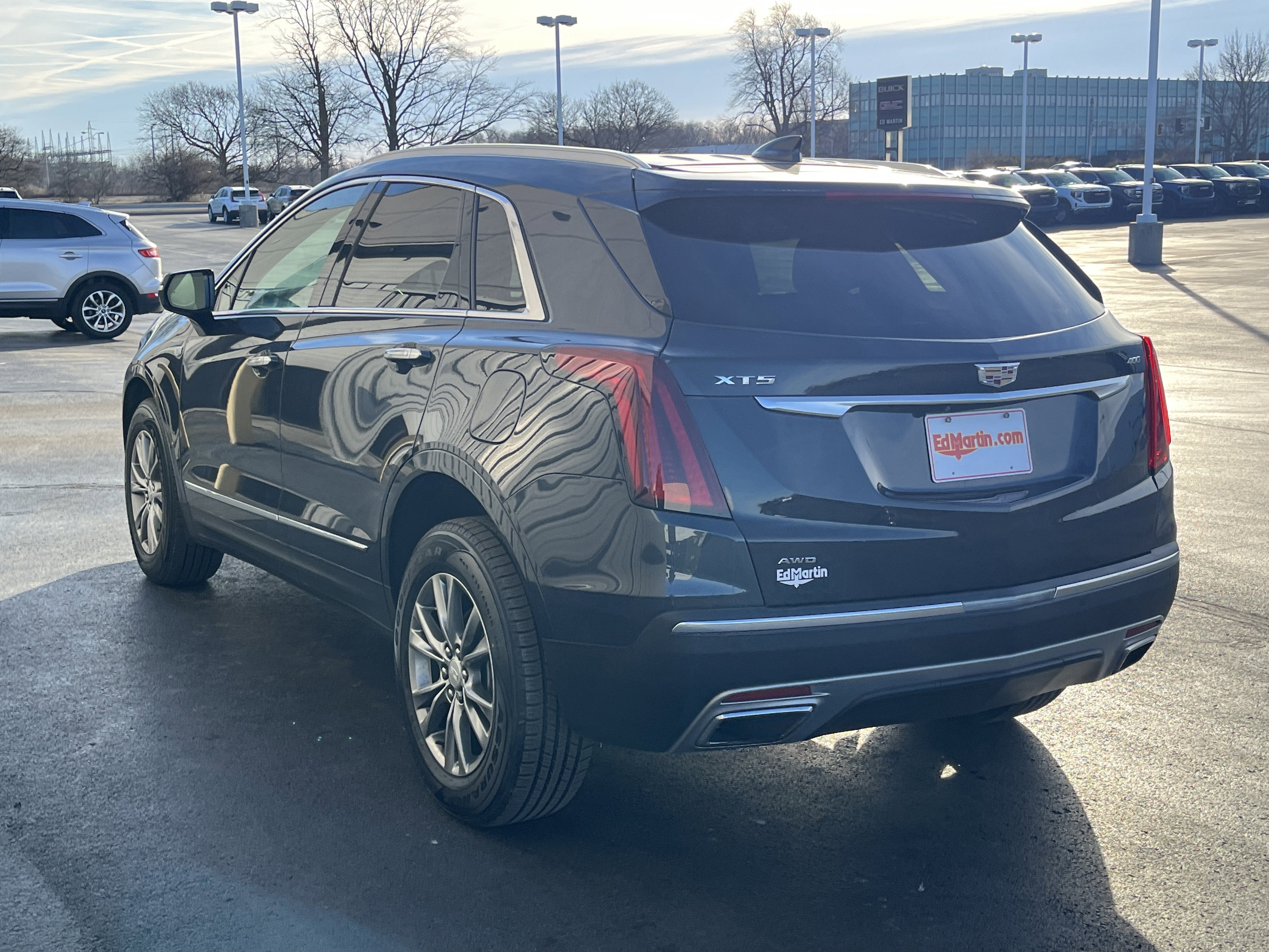 2023 Cadillac XT5 Premium Luxury