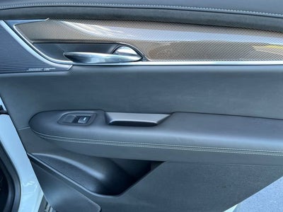 2024 Cadillac XT6 Sport