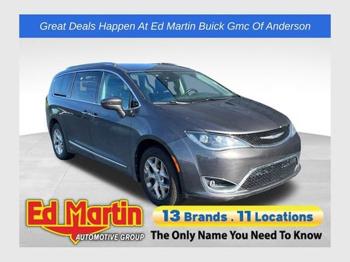 2017 Chrysler Pacifica Touring-L Plus