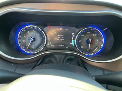 2017 Chrysler Pacifica Touring-L Plus