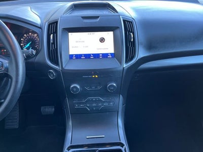 2020 Ford Edge SE