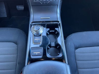 2020 Ford Edge SE
