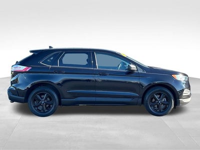 2020 Ford Edge SE