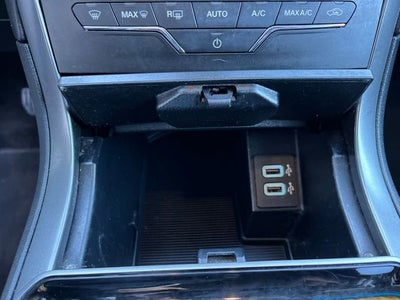 2020 Ford Edge SE