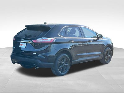 2020 Ford Edge SE