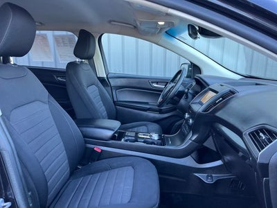 2020 Ford Edge SE