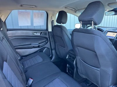 2020 Ford Edge SE